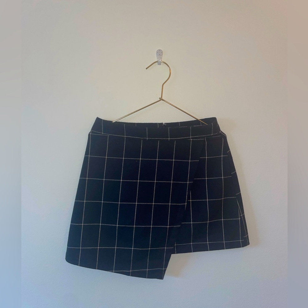 Forever 21 mini skirt• Never been worn before • new with tags